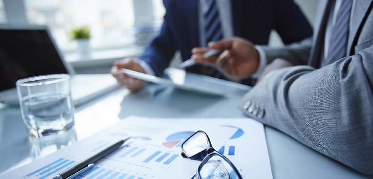 Imagen de unos ejecutivos en un despacho El capital se vuelca en sanidad en busca de un nuevo ‘caramelo’